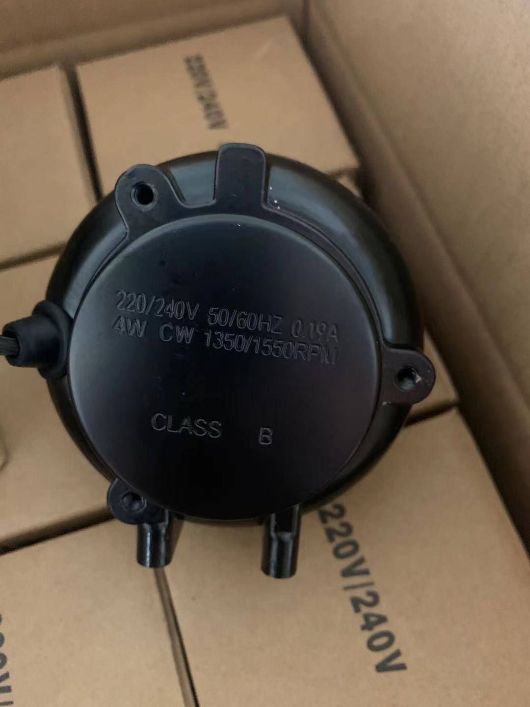 Shipment: GE unitas motricium ad UK portantes